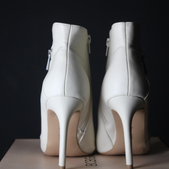 BCBGENERATION BOOTIES - Picture 10 of 11
